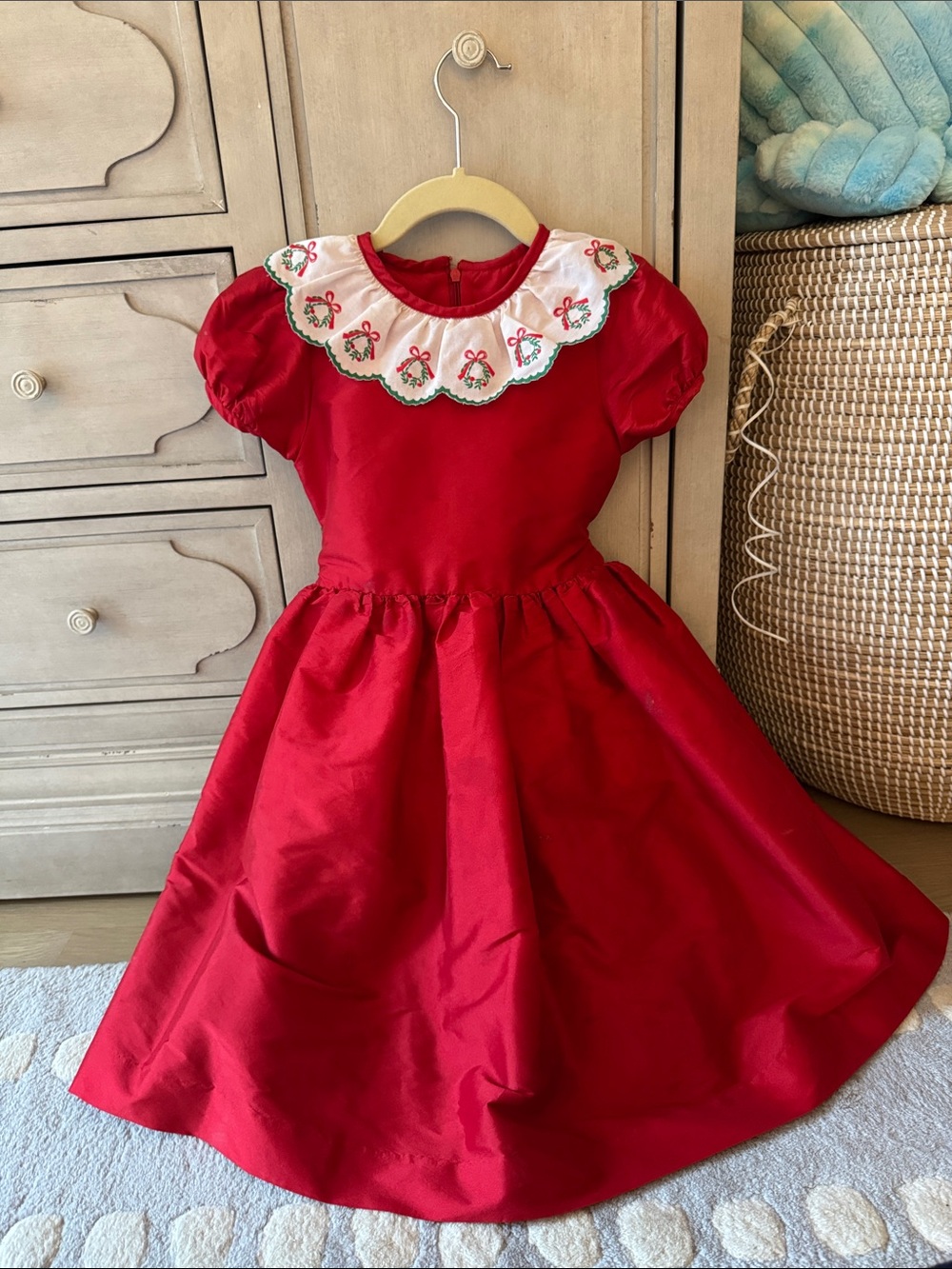 Red Embroidered Scallop Collar Formal Dress for Girls